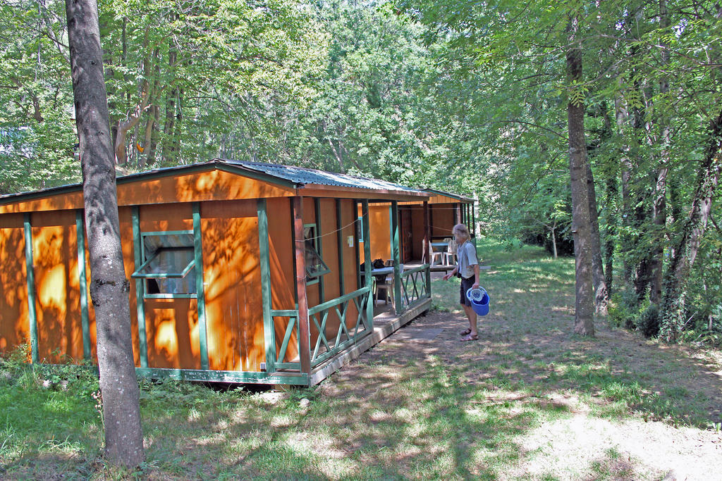 Camping Le P'Tit Bonheur Escaro ห้อง รูปภาพ