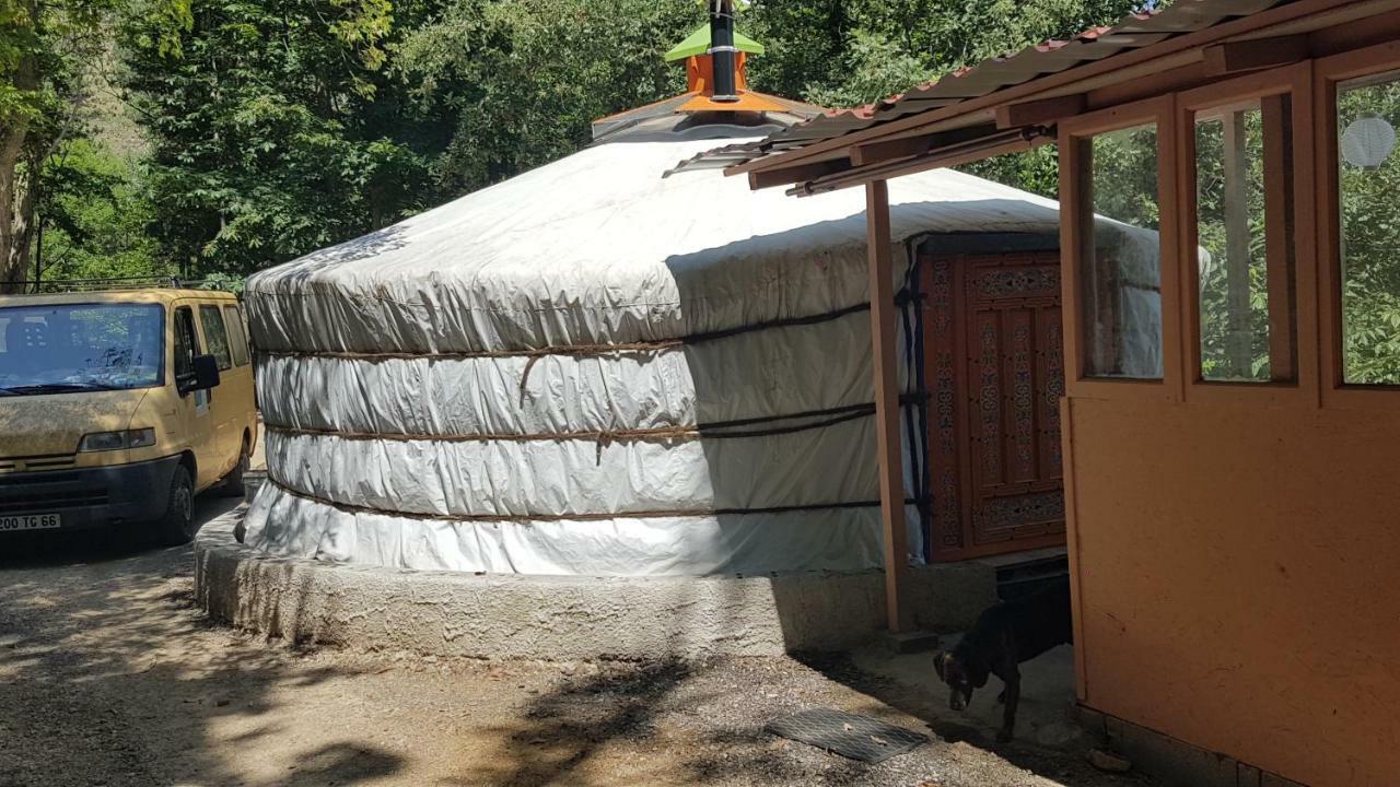 Camping Le P'Tit Bonheur Escaro ภายนอก รูปภาพ